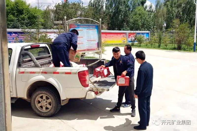 一家親│興海銅鑫慰問(wèn)部隊(duì)官兵，共話軍企團(tuán)結(jié)魚(yú)水情